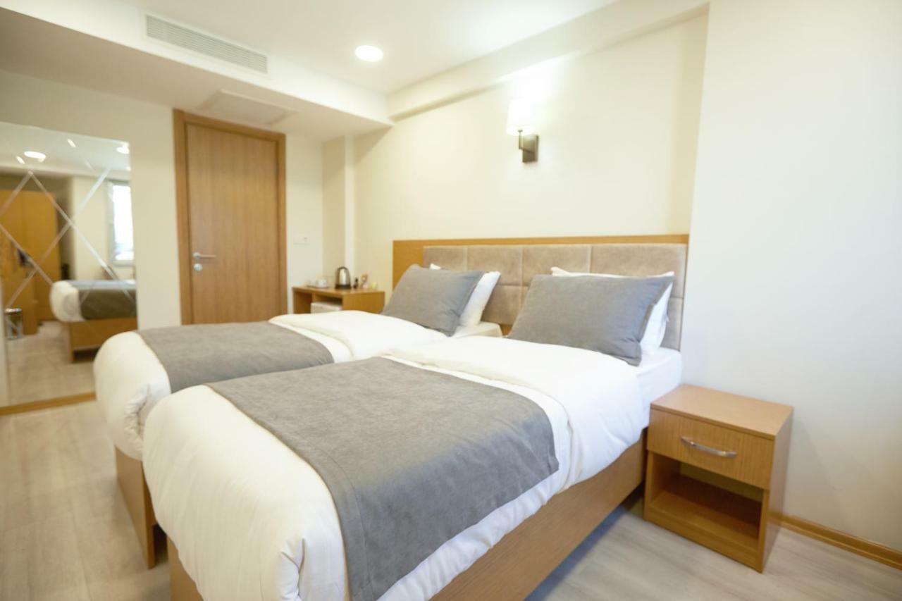 Kartal Palace Taksim Square Family Hotel Истанбул Екстериор снимка