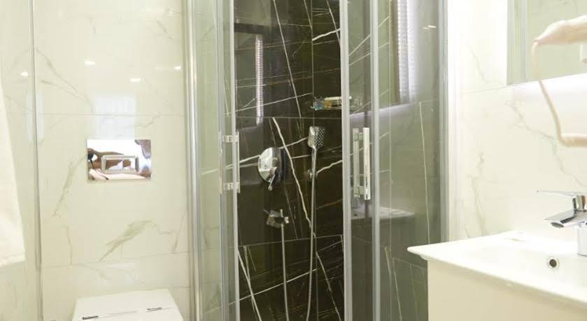 Kartal Palace Taksim Square Family Hotel Истанбул Екстериор снимка