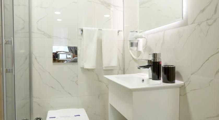 Kartal Palace Taksim Square Family Hotel Истанбул Екстериор снимка